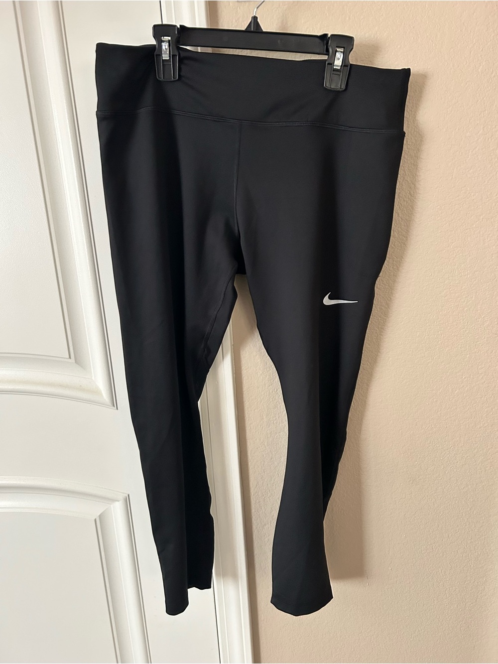 Nike Black Girls' Athletic Leggings with Silver Swoosh